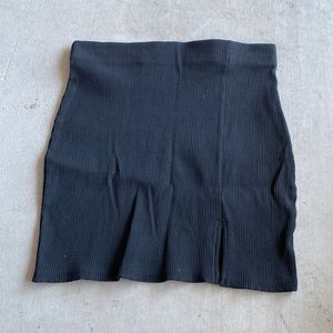 Black mini stretch skirt